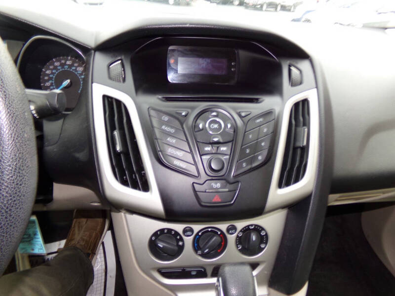 2012 Ford Focus SE