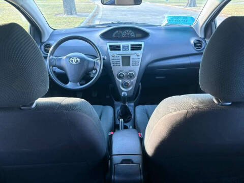 2009 Toyota Yaris