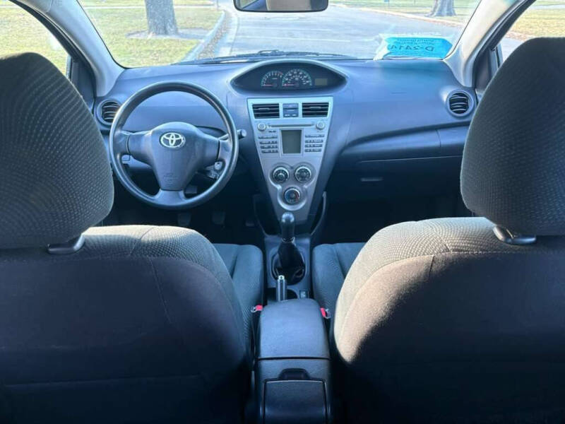 2009 Toyota Yaris
