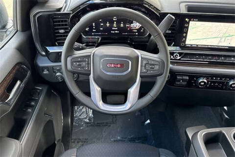 2026 GMC Sierra 1500 Elevation Standard