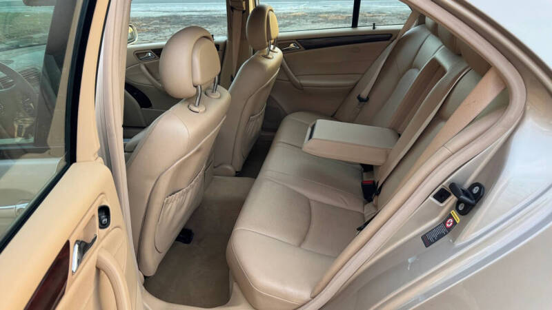 2004 Mercedes-Benz C-Class C 240 4MATIC