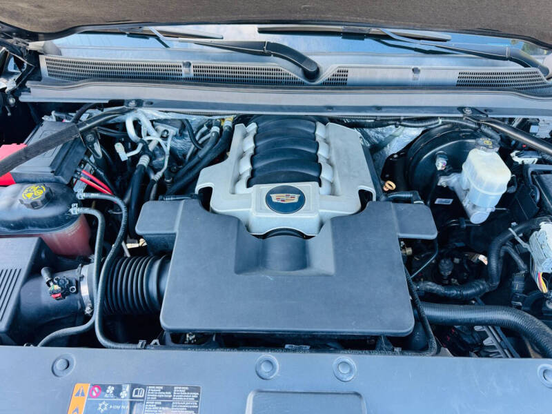 2018 Cadillac Escalade Luxury