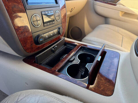 2013 Chevrolet Avalanche LTZ Black Diamond