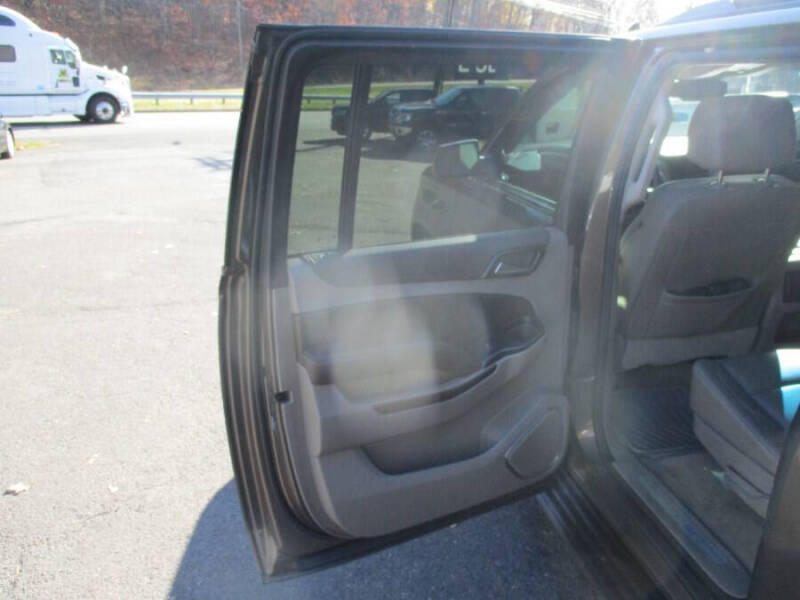 2016 Chevrolet Suburban LT