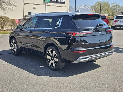 2025 Mitsubishi Outlander SEL Platinum Edition