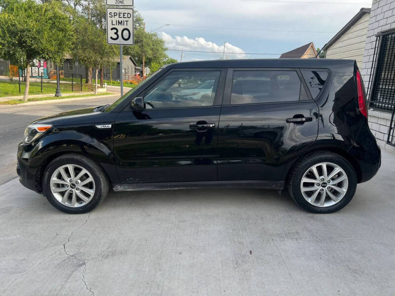 2019 Kia Soul +