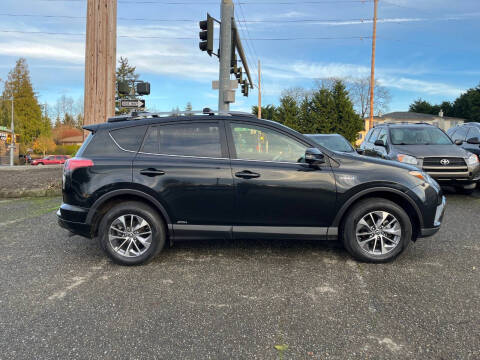 2017 Toyota RAV4 Hybrid XLE