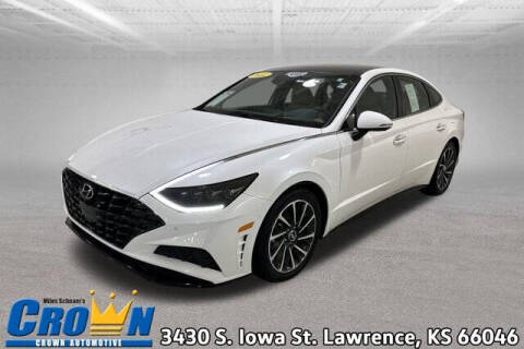 2022 Hyundai Sonata for sale at Crown Automotive of Lawrence Kansas in Lawrence KS