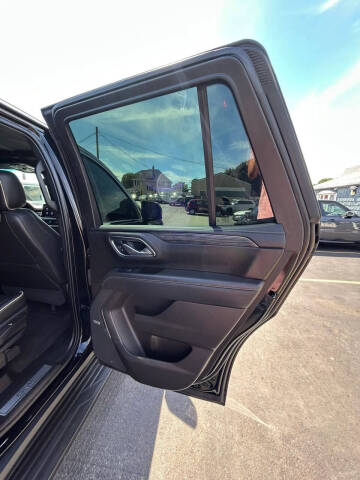 2021 GMC Yukon SLT