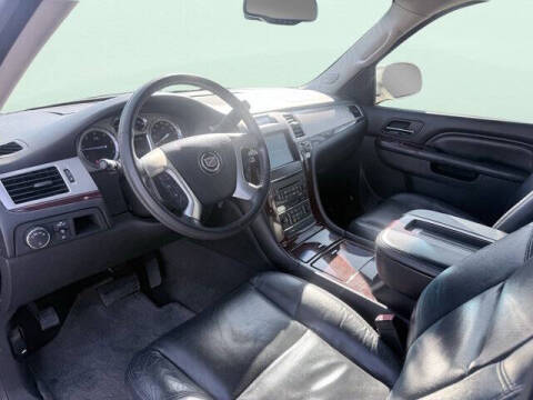 2012 Cadillac Escalade Luxury