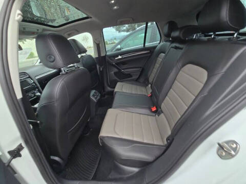 2015 Volkswagen Golf TSI SEL