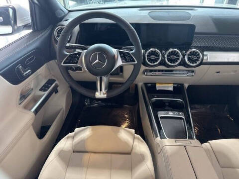 2025 Mercedes-Benz GLB GLB 250