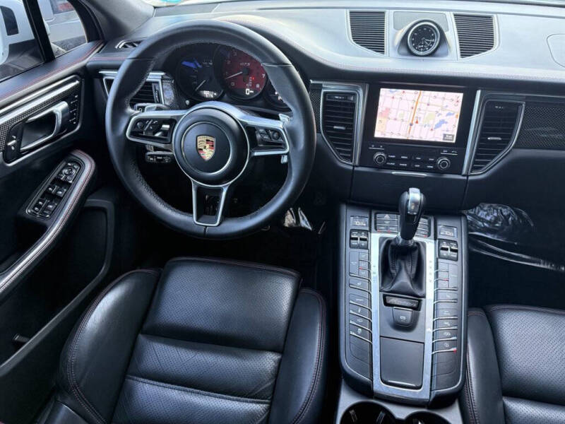 2018 Porsche Macan GTS