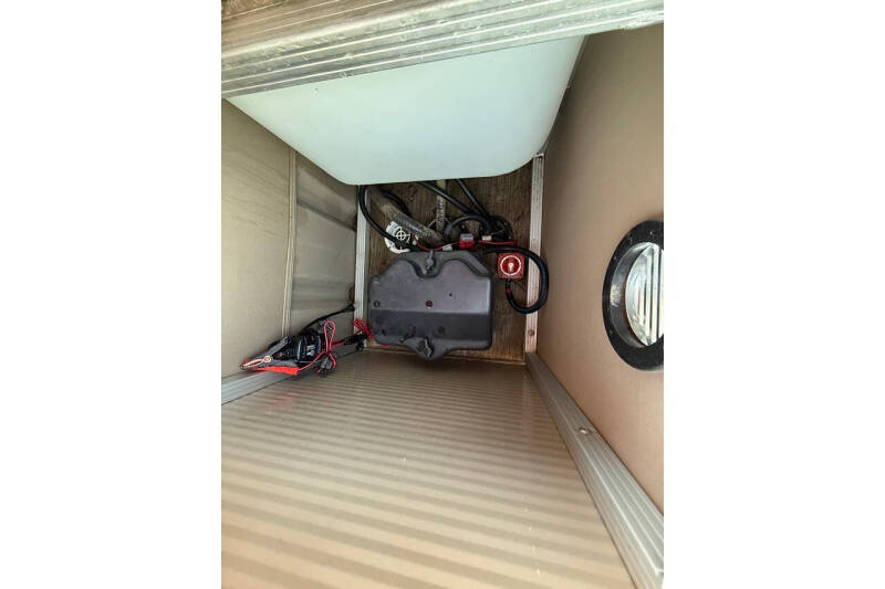 2020 Bennington 21 SF