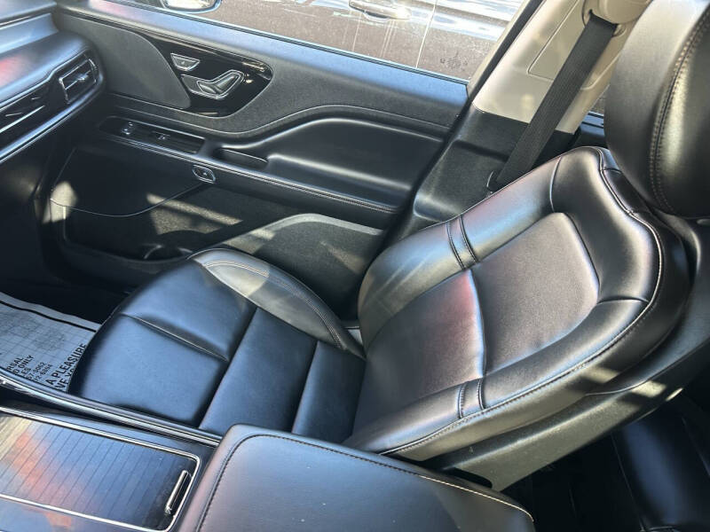 2023 Lincoln Aviator Livery