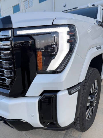 2025 GMC Sierra 2500HD Denali Ultimate