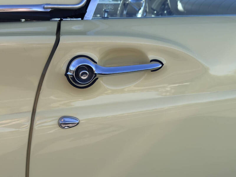 1957 Ford Thunderbird
