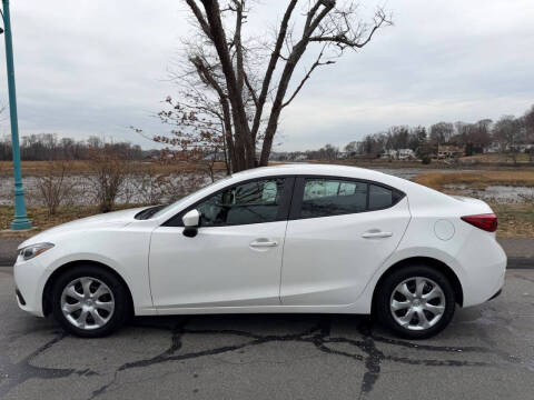 2016 Mazda MAZDA3 i Sport