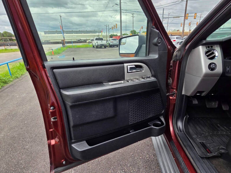 2017 Ford Expedition EL XLT
