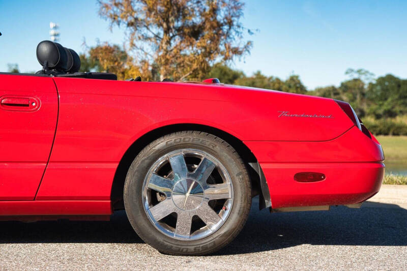 2003 Ford Thunderbird
