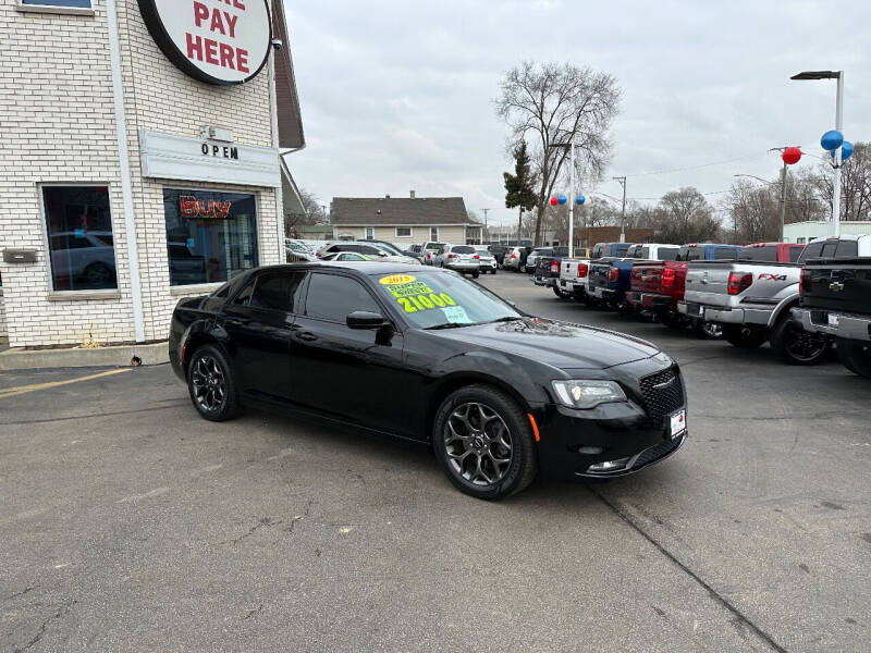2015 Chrysler 300 for sale at Auto Land Inc in Crest Hill IL