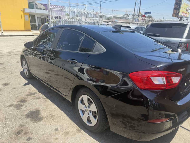 2017 Chevrolet Cruze LS Auto