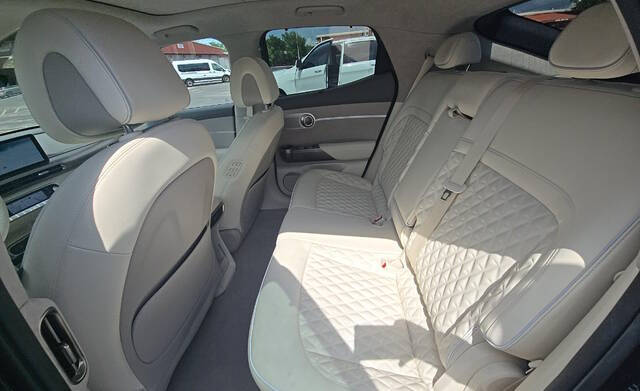 2023 Genesis GV60 Performance