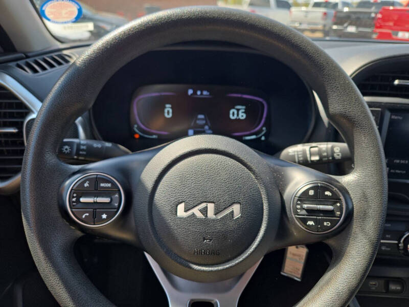 2023 Kia Soul LX