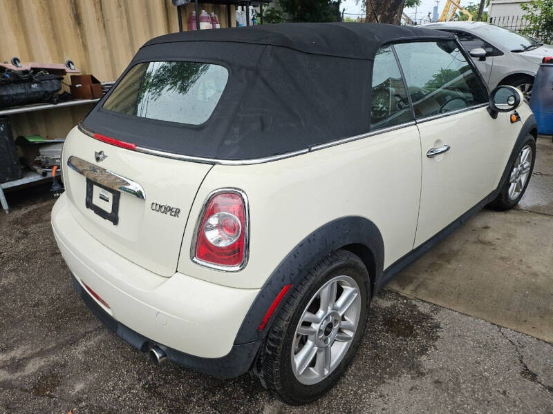 2011 MINI Cooper
