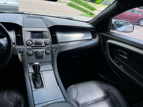 2014 Ford Taurus SEL