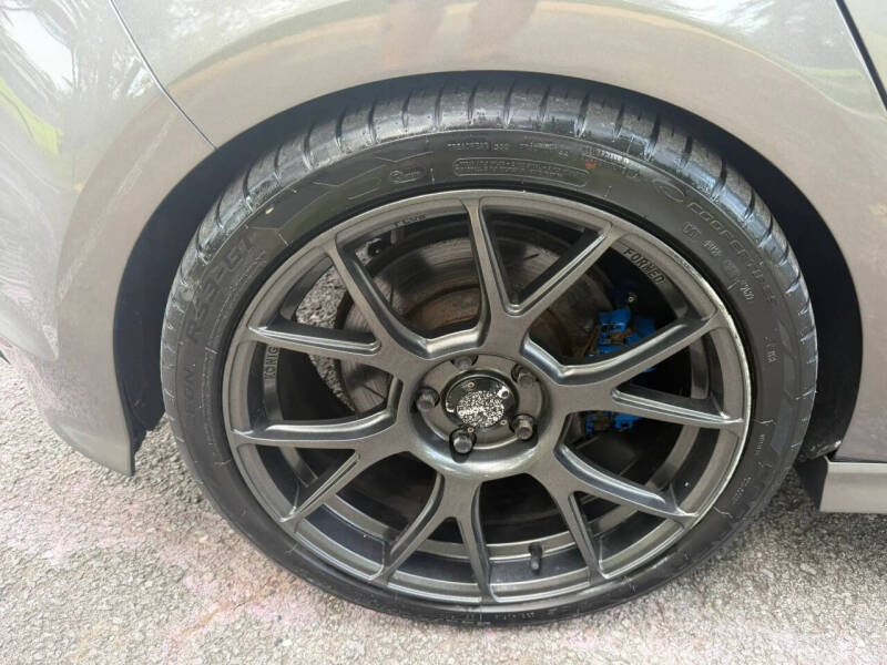 2016 Volkswagen Golf R