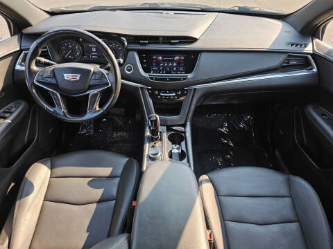 2021 Cadillac XT5 Premium Luxury