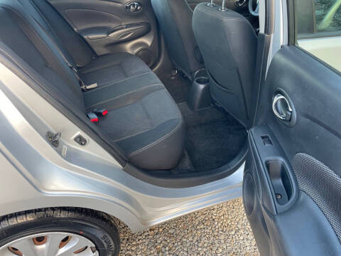 2018 Nissan Versa SV