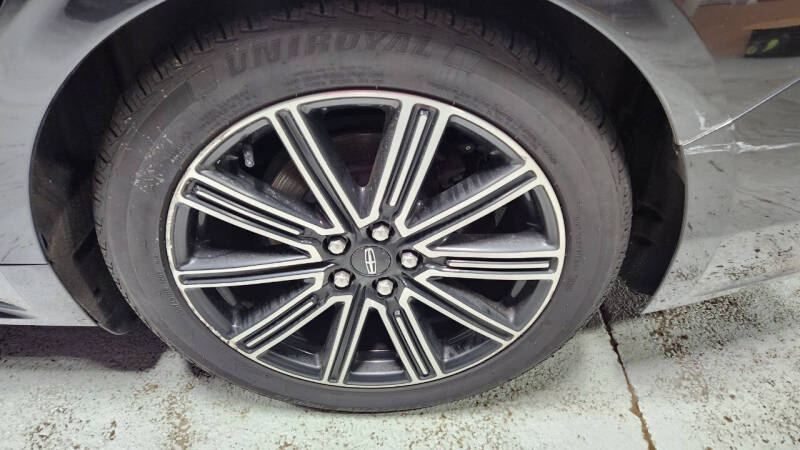 2017 Lincoln Continental Reserve