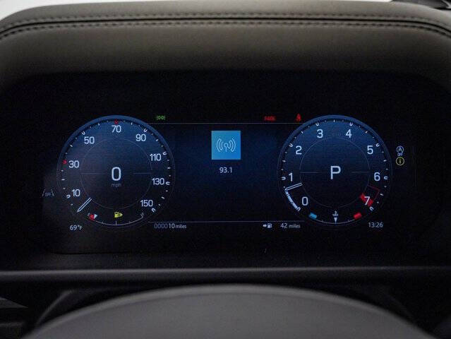 2026 Land Rover Defender 110 P300 S