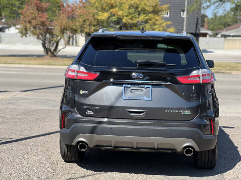 2020 Ford Edge Titanium