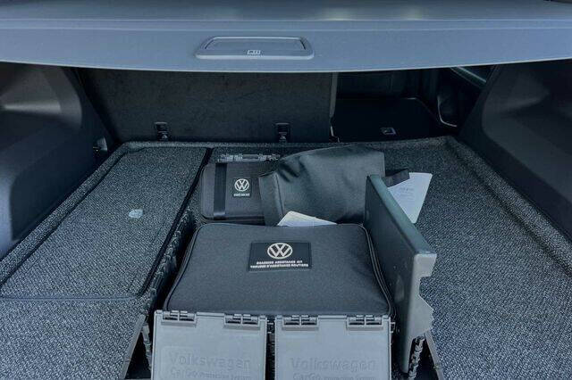 2024 Volkswagen Atlas Cross Sport SEL R-Line 4Motion