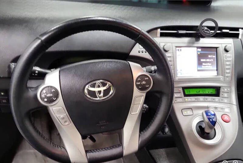 2012 Toyota Prius Plug-in Hybrid Advanced