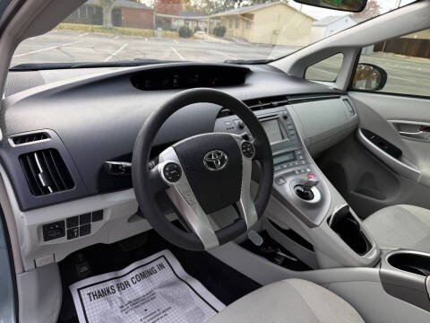 2015 Toyota Prius Two