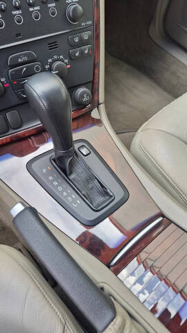 2006 Volvo V70 2.4