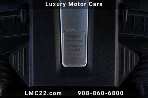 2021 Aston Martin DBX