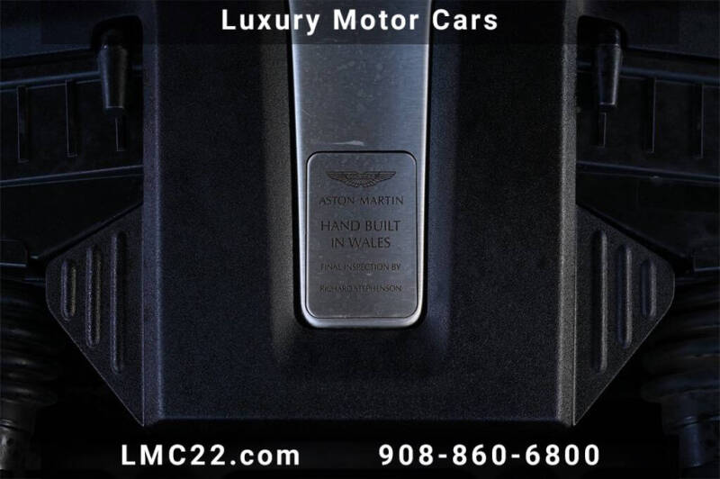 2021 Aston Martin DBX