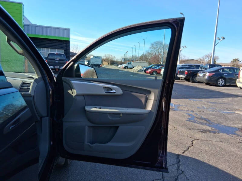 2010 Chevrolet Traverse LS