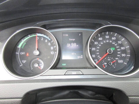 2019 Volkswagen e-Golf SE