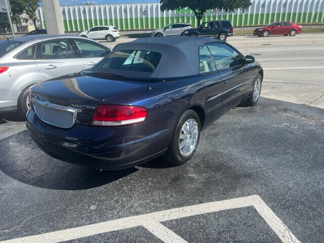 2004 Chrysler Sebring  - $4,599