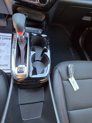 2025 Chevrolet Trax RS