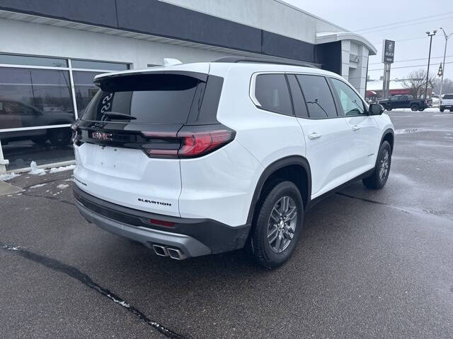 2025 GMC Acadia Elevation