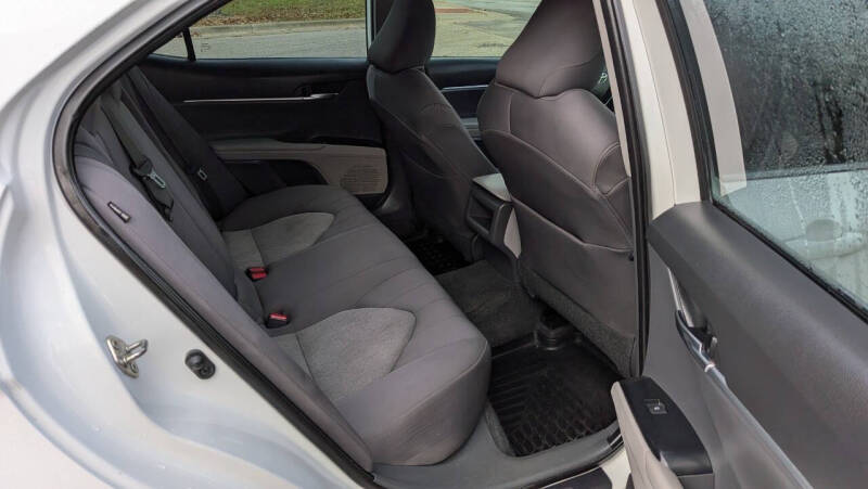 2020 Toyota Camry LE