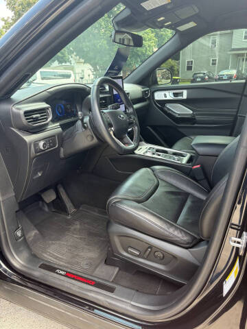 2022 Ford Explorer ST