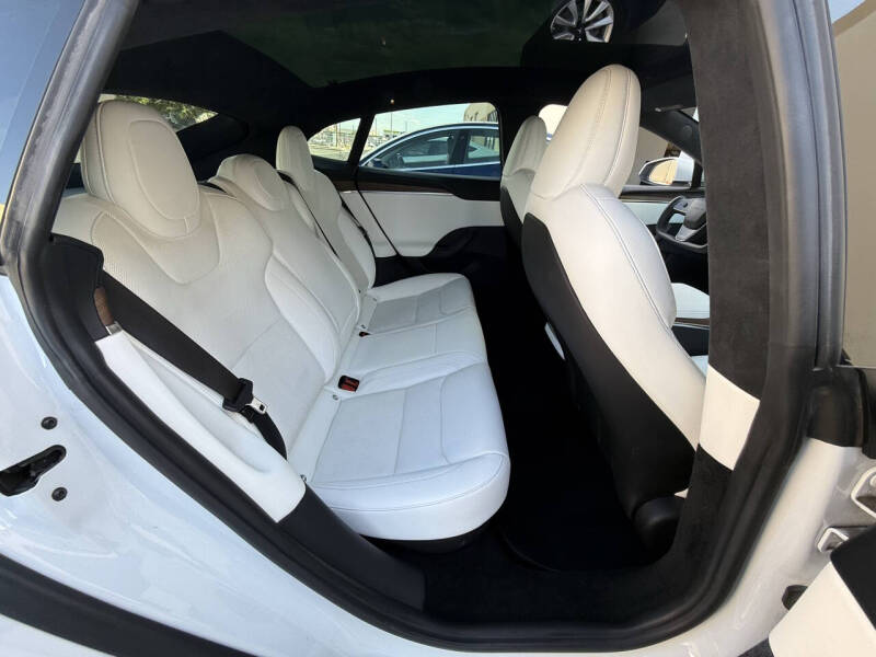 2022 Tesla Model S